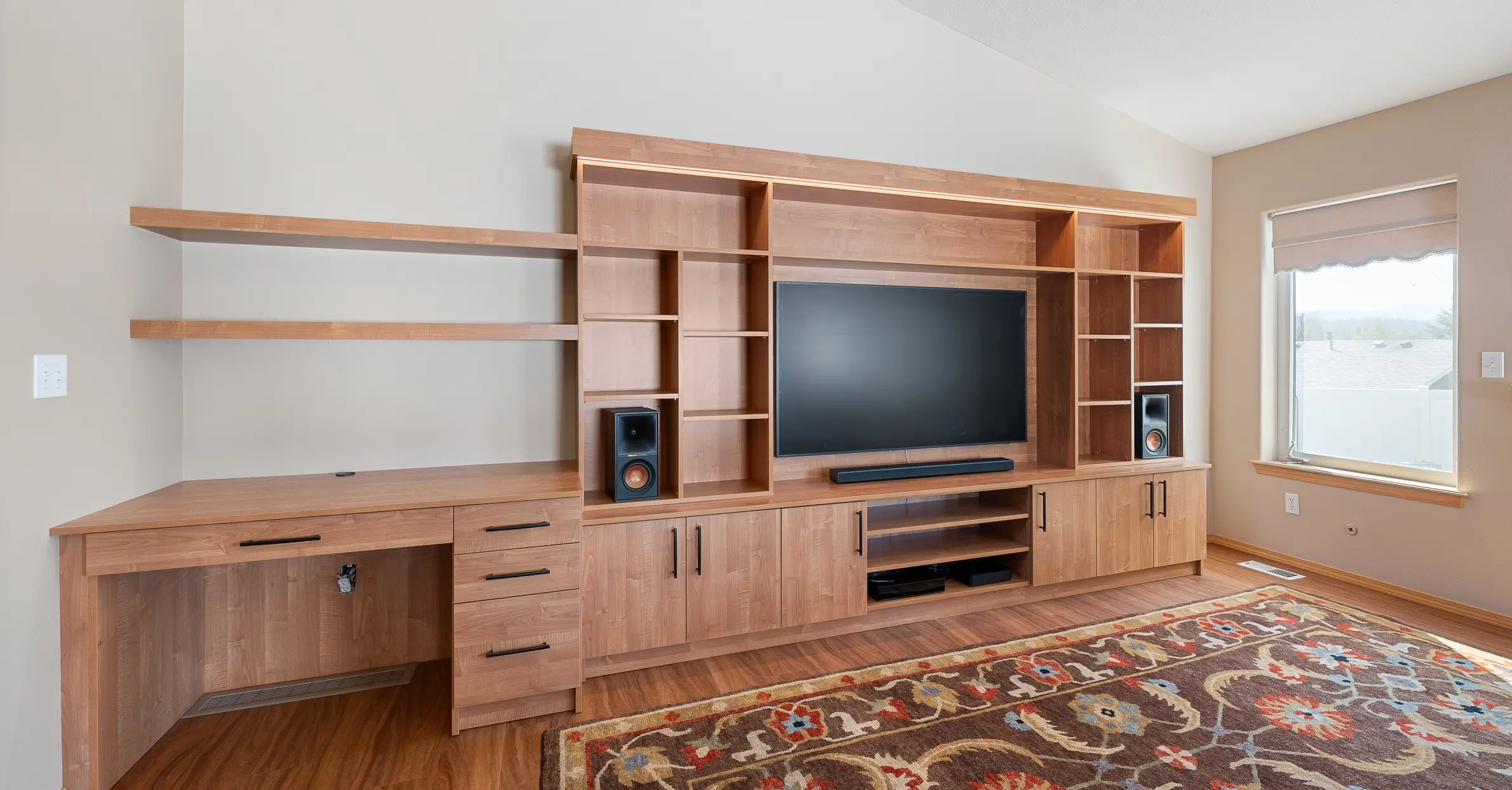 Entertainment-Center
